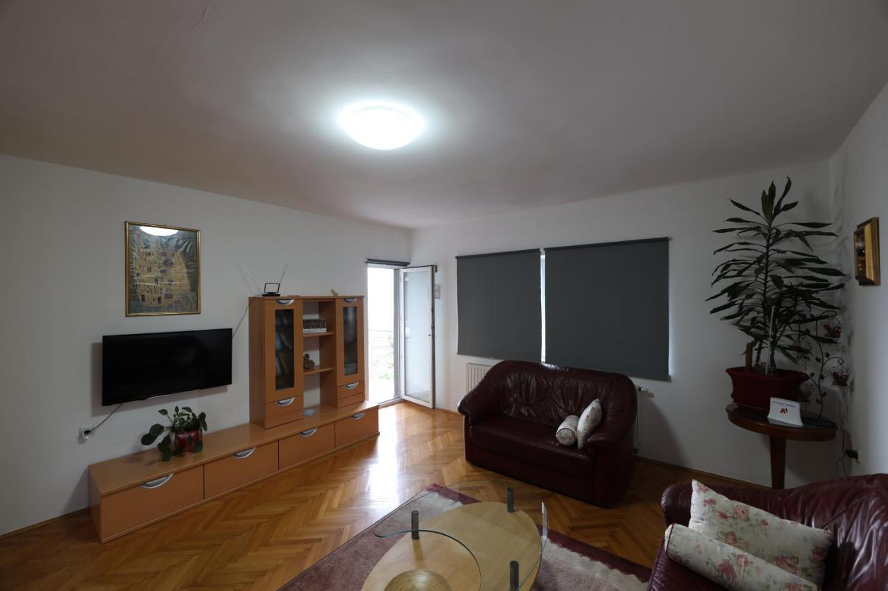 Apartment Cvjetna Риека Экстерьер фото