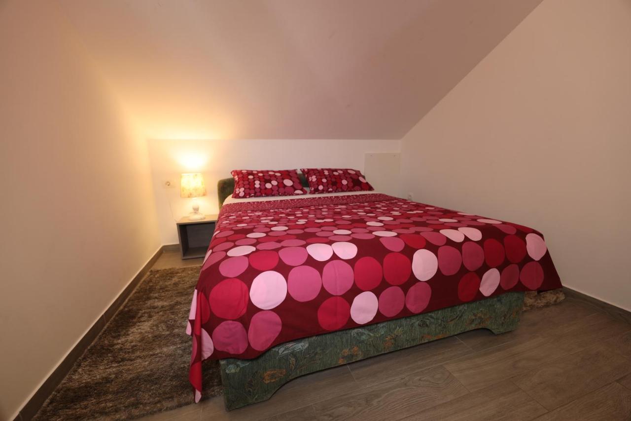 Apartment Cvjetna Риека Экстерьер фото